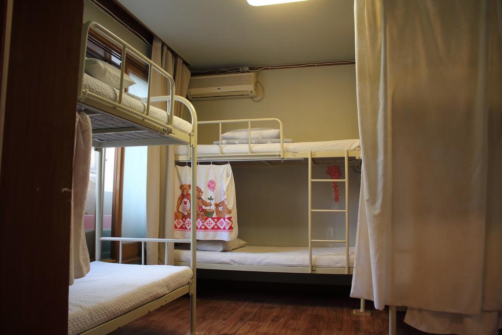 Hongdae Orange Guesthouse Seoul Bagian luar foto