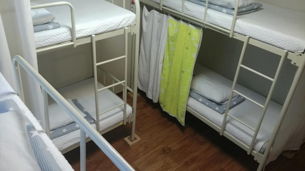 Hongdae Orange Guesthouse Seoul Bagian luar foto